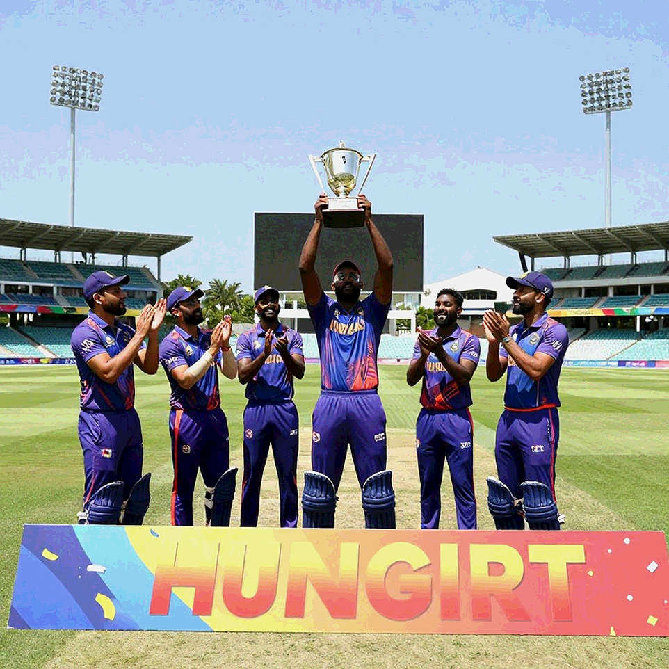 সাত বছরে একবার: আবুধাবির ফিক্সচার যে পুরোনো ত্রিদেশীয় সিরিজকে ফিরিয়ে আনছে, আর যে হিসাব এখনো বাকি