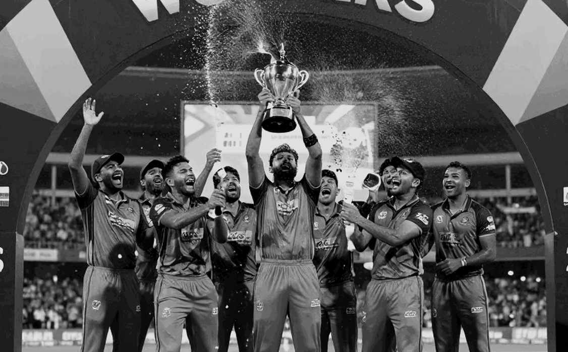 বিপিএল নিলামের লেজার: দাম যেখানে আবেগে ঠিক হয়, ডেটা সেখানে ফেজ ধরে হিসাব চায়
